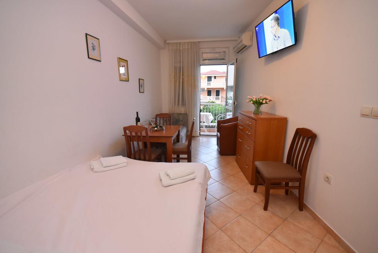 Ferienwohnung Grifone Igalo Herceg Novi Exterior foto